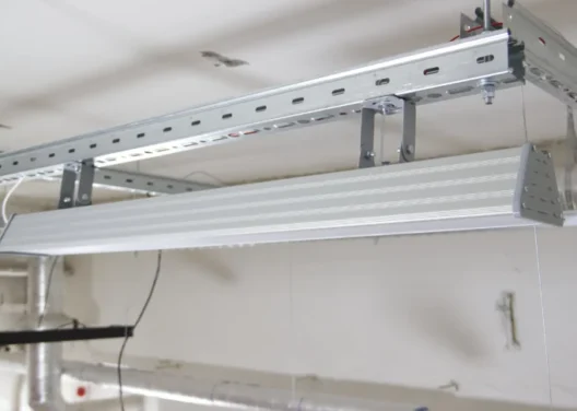 Светодиодный промышленный светильник на скобе SMD Prom-line 120W